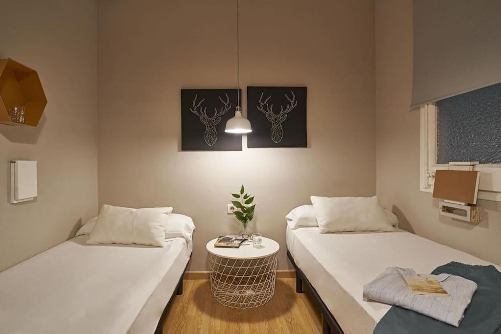 Magnificent 4 Bedroom In Eixample Appartement Barcelona